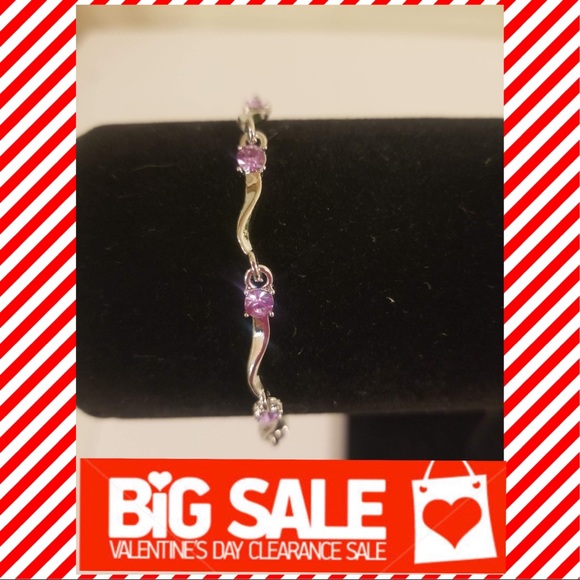 Jewelry - 🔴50% OFF SALE!! 925 sterling silver bracelet.